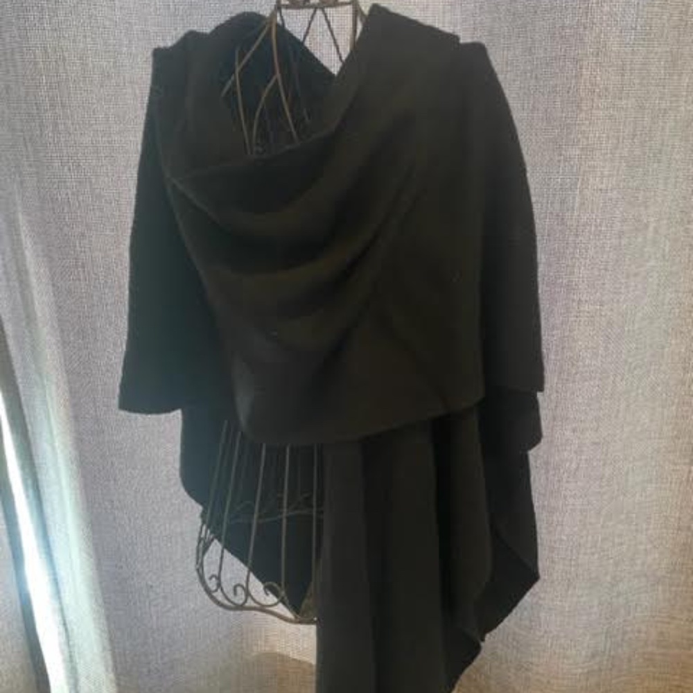 Lululemon Merino Wool Wrap